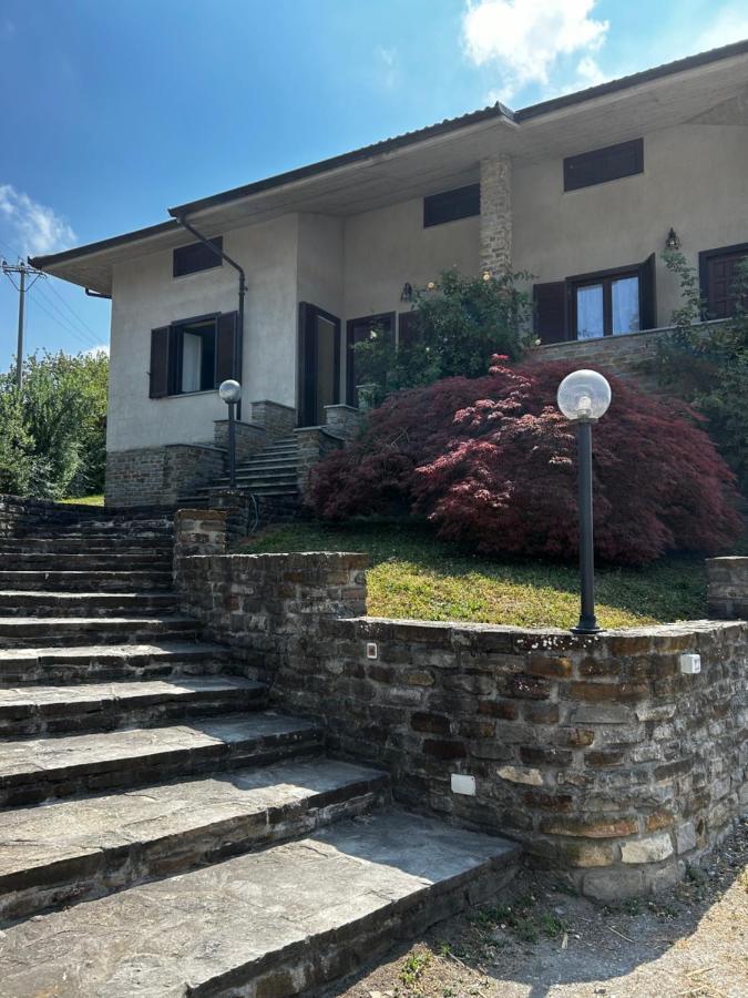 Villa Spicchio Di Langa - Casa Indipendente Tra Le Vigne E Le Alpi à Belvedere Langhe Extérieur photo